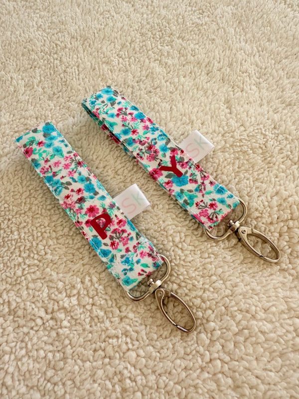 5123245975 Llavero floral