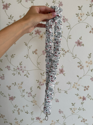 Lanyard floral elástico